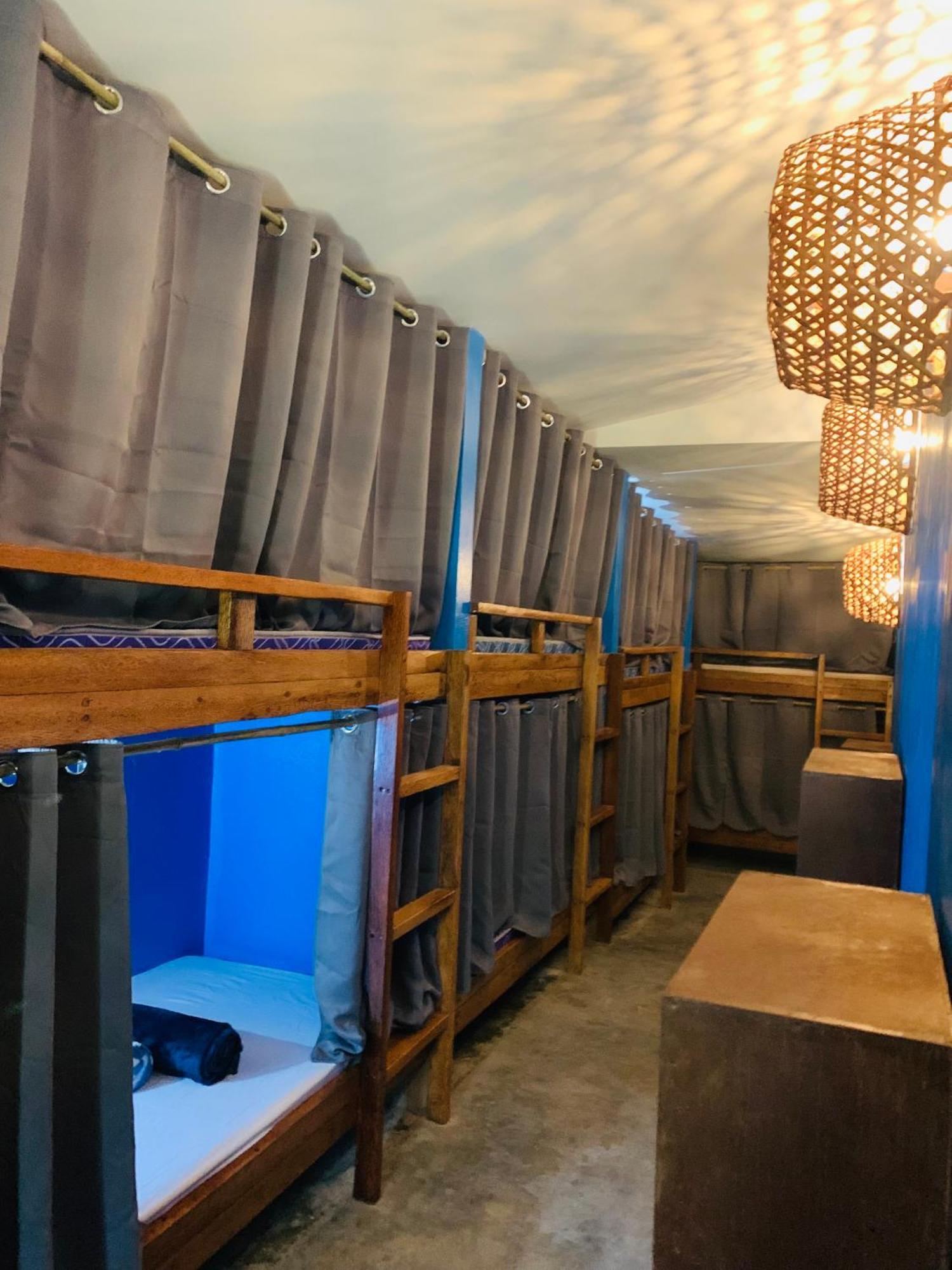 Jaydy Hostel General Luna  Εξωτερικό φωτογραφία