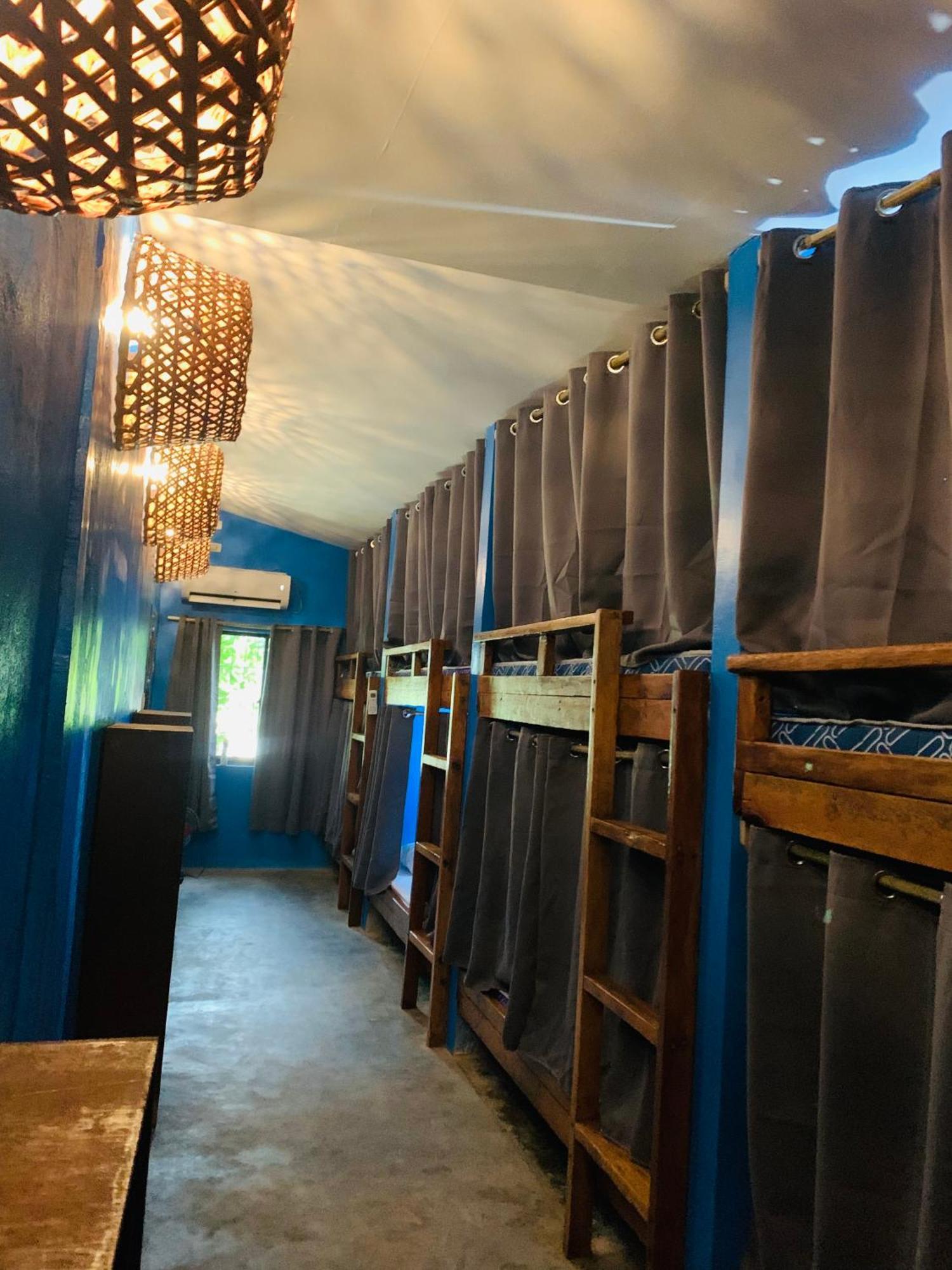 Jaydy Hostel General Luna  Εξωτερικό φωτογραφία
