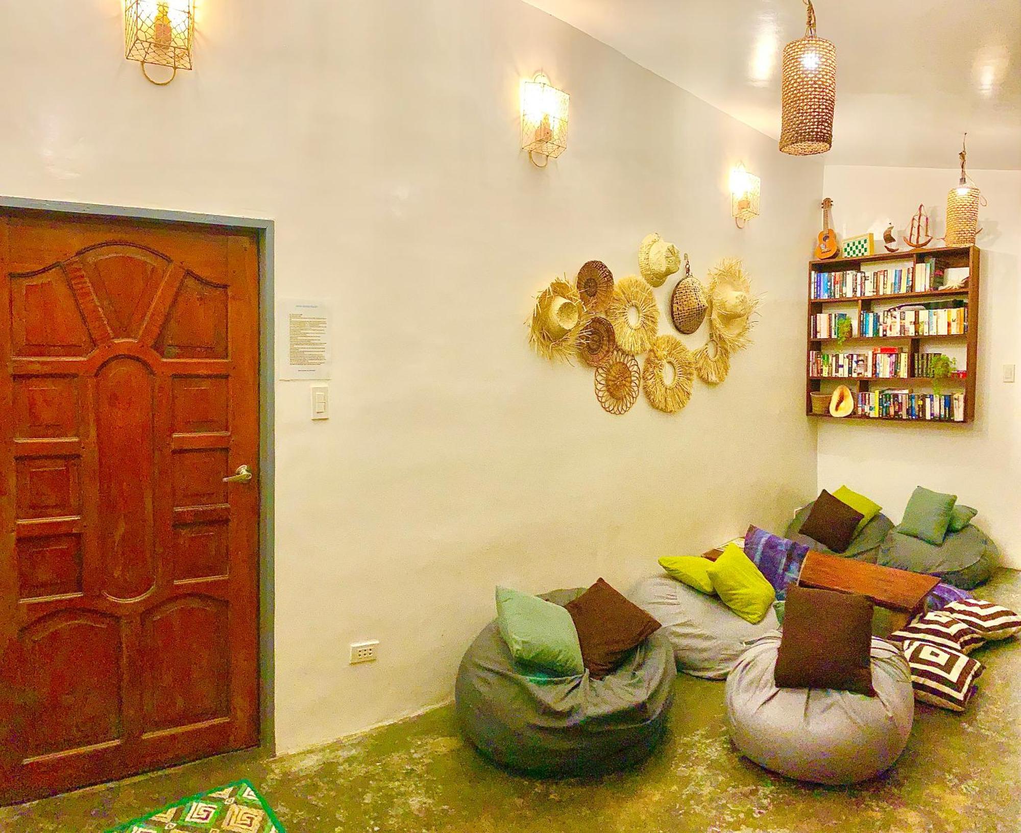 Jaydy Hostel General Luna  Εξωτερικό φωτογραφία